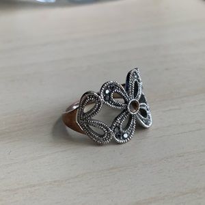 Silver color fashion ring